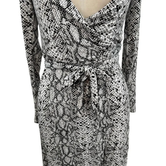 Good American The Runaround Wrap Dress Python Print Size 0 / XS - Picture 4 of 12